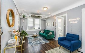 City Experience W Ac Walking Distance From Bars